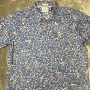 Paisley like shirt